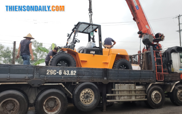 xe nâng 10 tấn