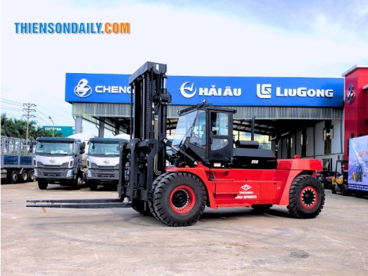Xe nâng 25 tấn