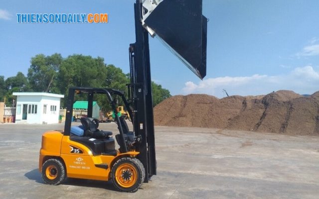 Xe nâng 3.5 tấn