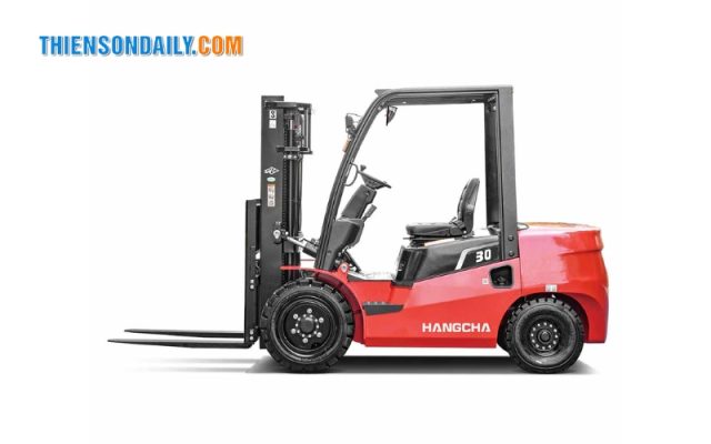 xe nâng 3 tấn