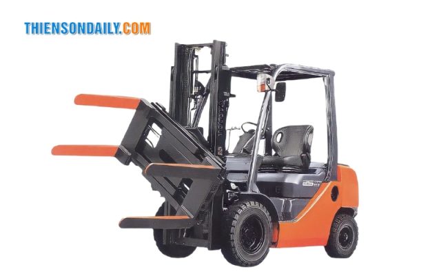 xe nâng càng xoay 180 độ