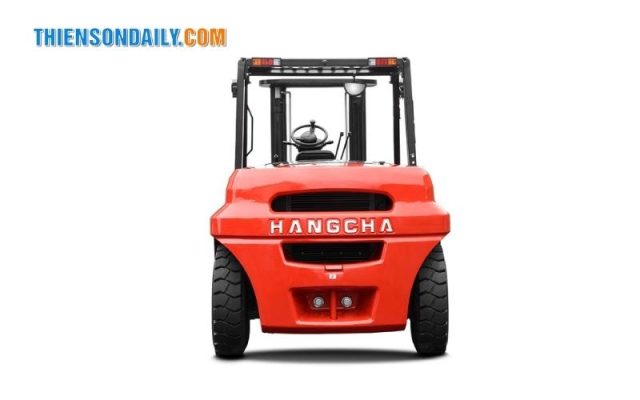 Xe nâng dầu 7 tấn