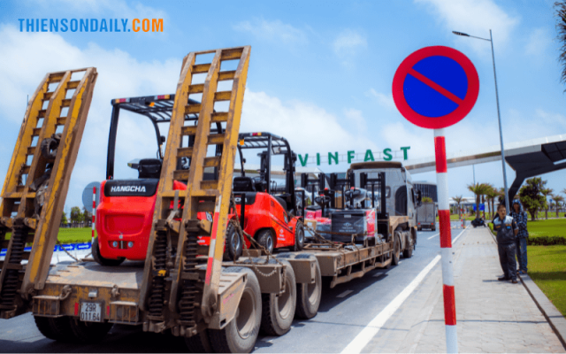 xe nâng dầu 8 tấn