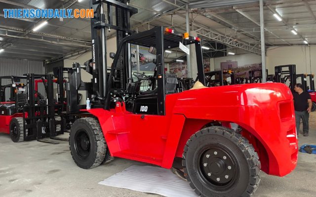 Xe nâng điện 10 tấn