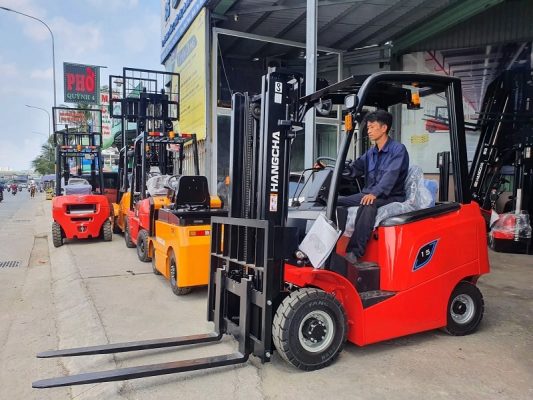 Xe nâng điện ngồi lái