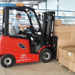xe nâng điện thấp 1.5 tấn