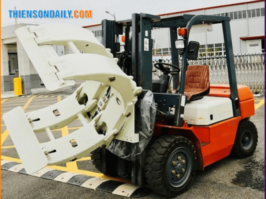 xe nâng kẹp giấy