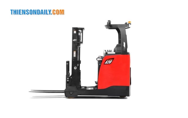 xe nâng reach truck