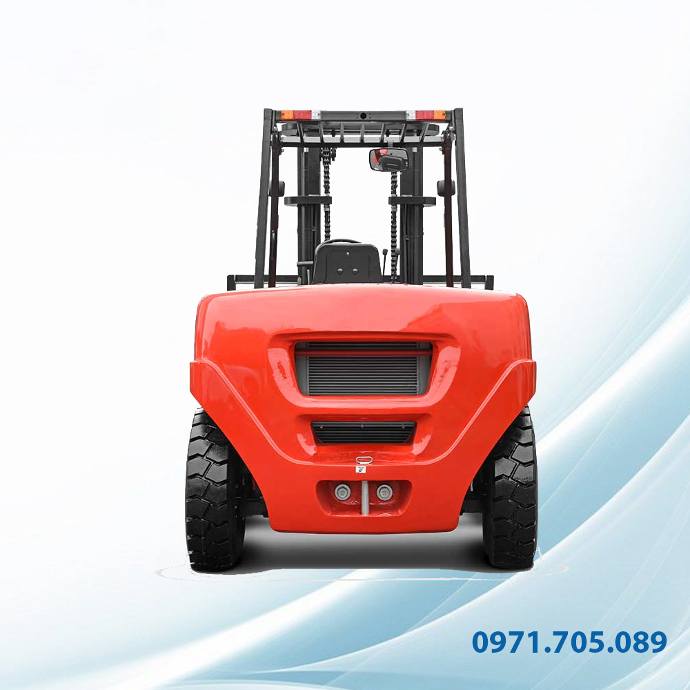Xe nâng dầu 6 tấn