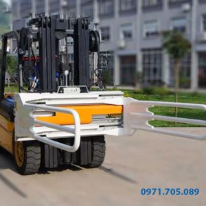 Xe nâng kẹp mút xốp