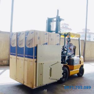 Xe nâng thùng carton