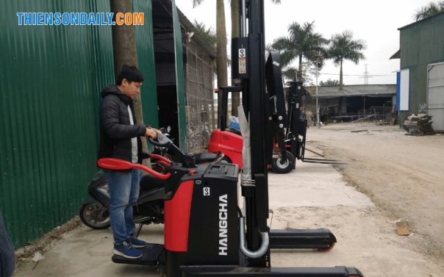 bảo dưỡng xe nâng tay