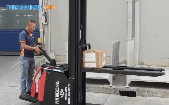 bảo dưỡng xe nâng tay