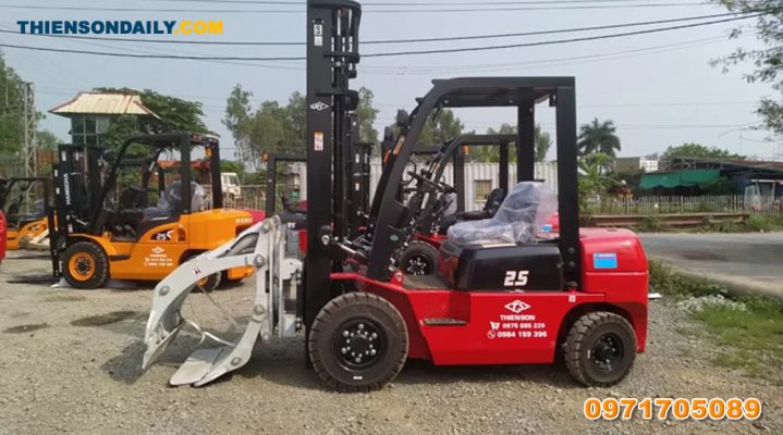 Bộ kẹp giấy cuộn có thể lắp trên xe nâng dầu