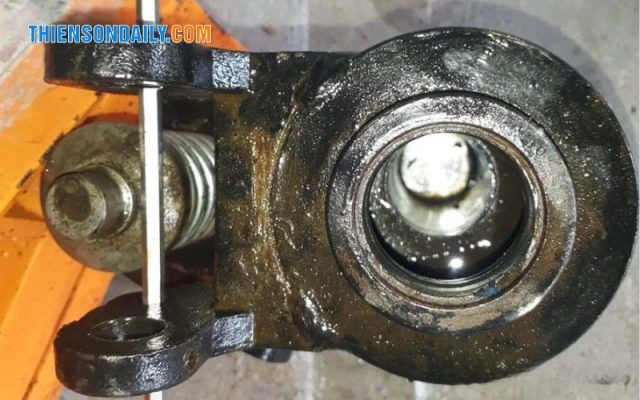 Cách thay phốt xe nâng tay