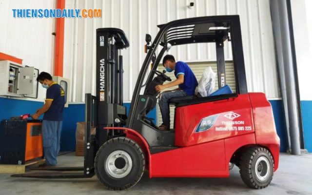 sua xe nang hang tai hcm